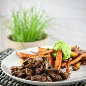 Picture of the dish. Containing Chickenliver and an onion sauce